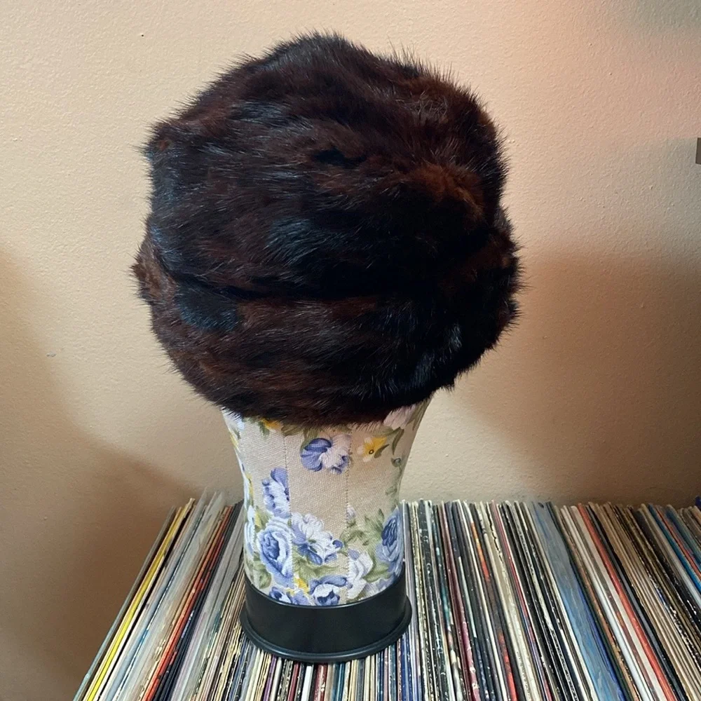 Vintage 50’s 60’s Brown Mink Fur Arctic Hat - Picture 4 of 15